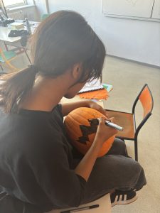 Dessin sur citrouille B